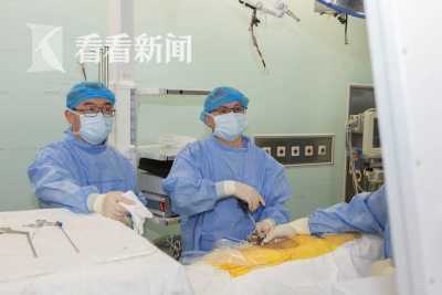 世界首款单孔双通道 双介质脊柱内镜系统诞生